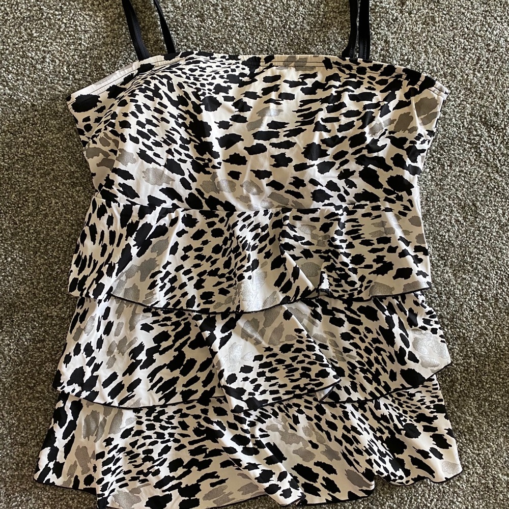 Black and White Lane Bryant Tankini Top- Size 18